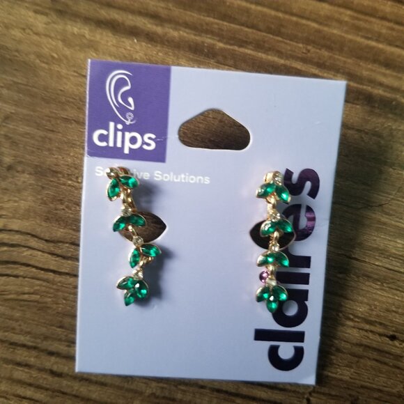 Claire's Clip-on Dangle Earrings - Gold with Green stones - Picture 3 of 6